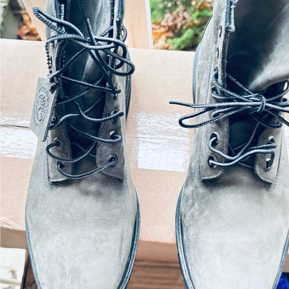 Timberland Men’s Classic 6” dark Green Nubuck waterproof Boots main image 8